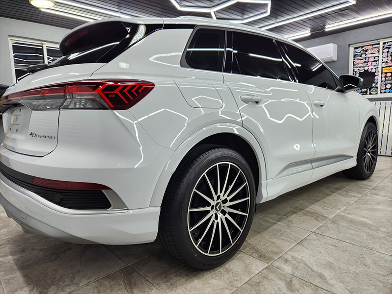 2024 Audi Q4 Etron Kraze Stunna 20x8 5 Falken Azenis Fk510 255 45r20 