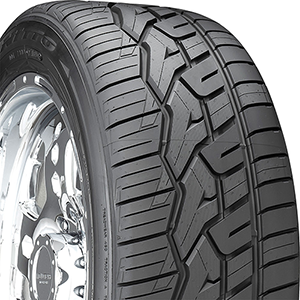 Nitto NT420V Luxury Truck & Suv Tire