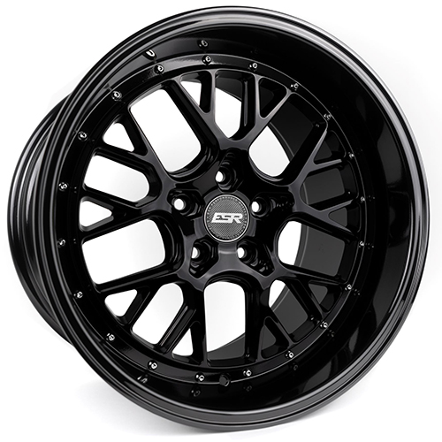ESR CS11 Gloss Black - Part Number 89551422 CS11GBLK 5X108 ESR CS11 Gloss Black Photo
